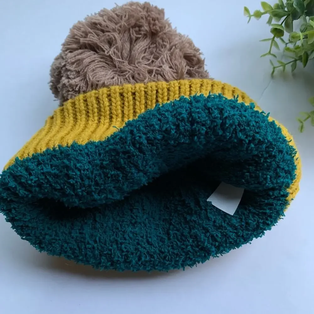 Jomni | NWT One Size Green-Teal/ Mustard Knit Hat with Pom Pom